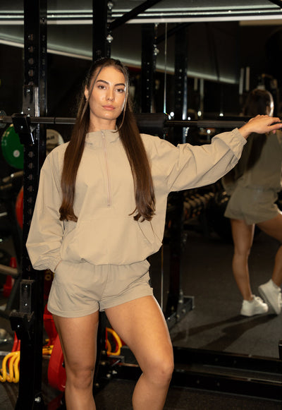 Training in Taupe