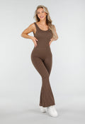 Bruine Yoga Jumpsuit Met Flared Pijpen en Lage Rug