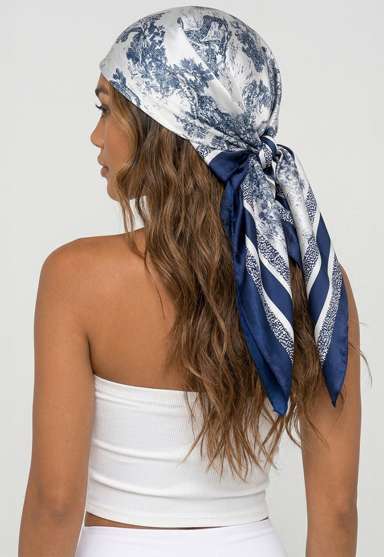 NEW080726 Blauwe Satijnen Bandana met Klassieke Print