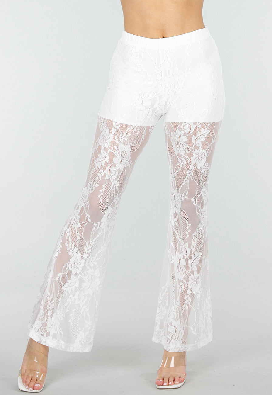 Petite Witte Kant Flared Broek met Stretch en Binnenbroekje