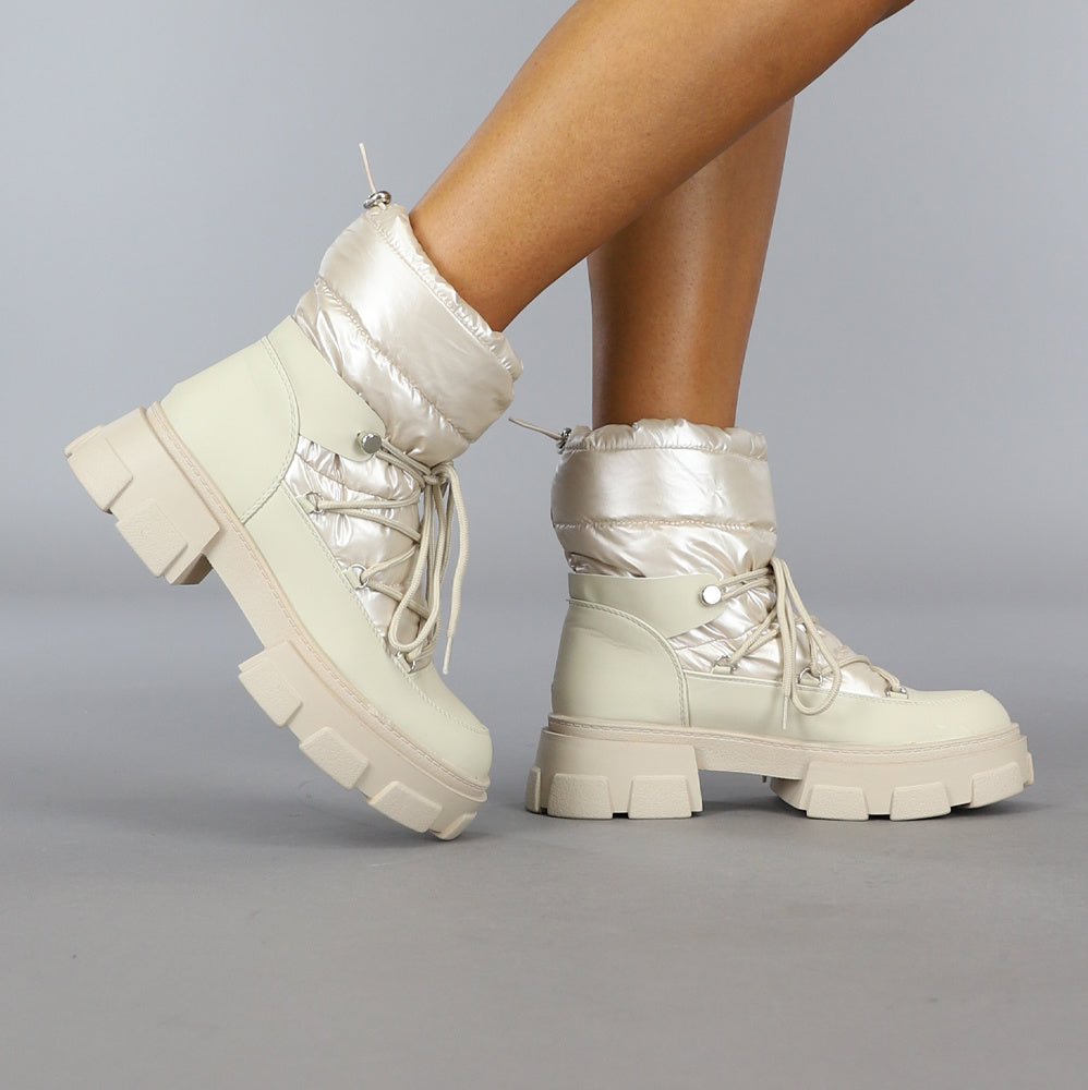 Beige Gewatteerde Snowboots met Grove Zool
