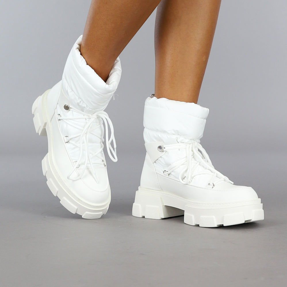 Witte Gewatteerde Snowboots met Grove Zool