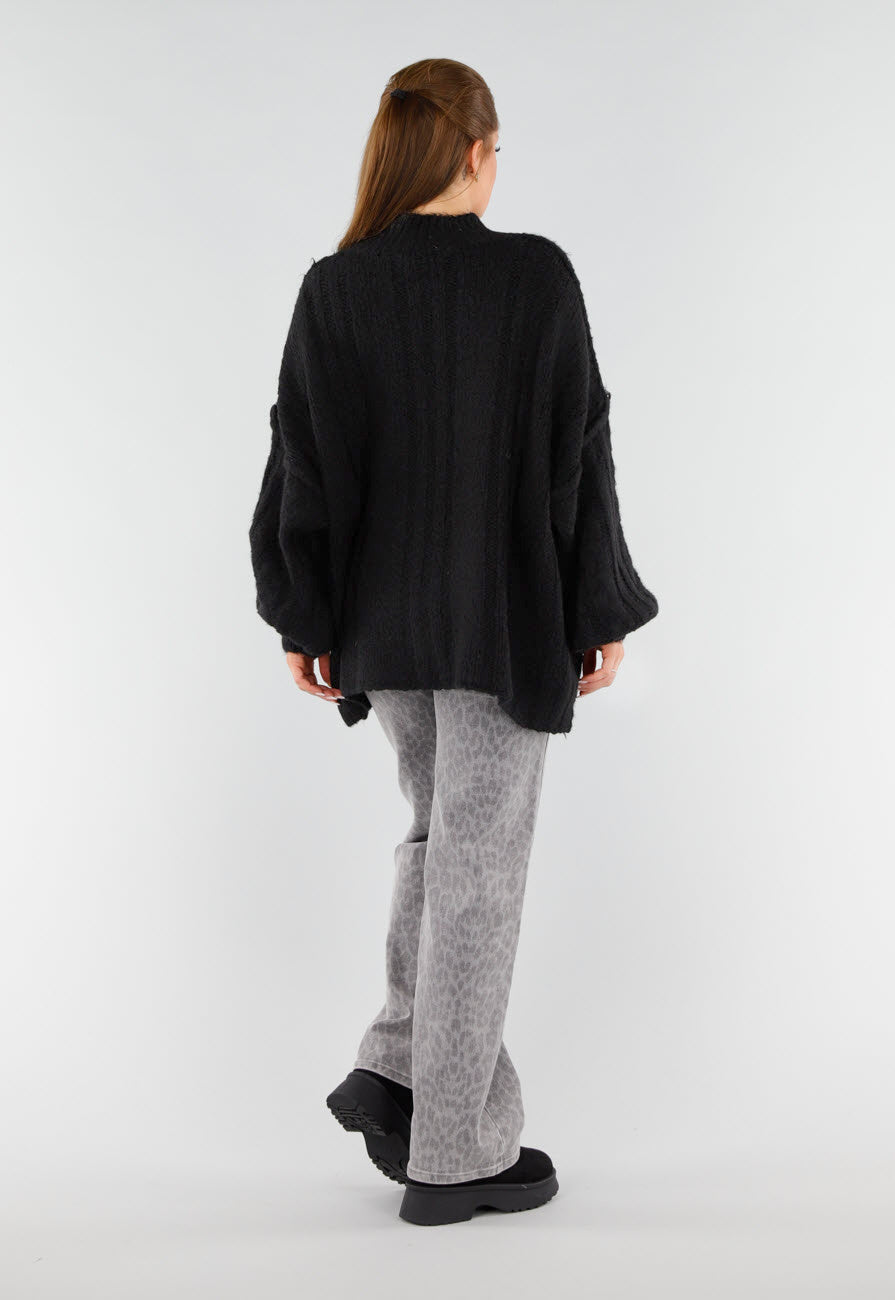 Zwarte Oversized Gebreide Trui met Colkraag en Kabelpatroon