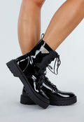 Zwarte Lakleren Veterboots met Chunky Zool