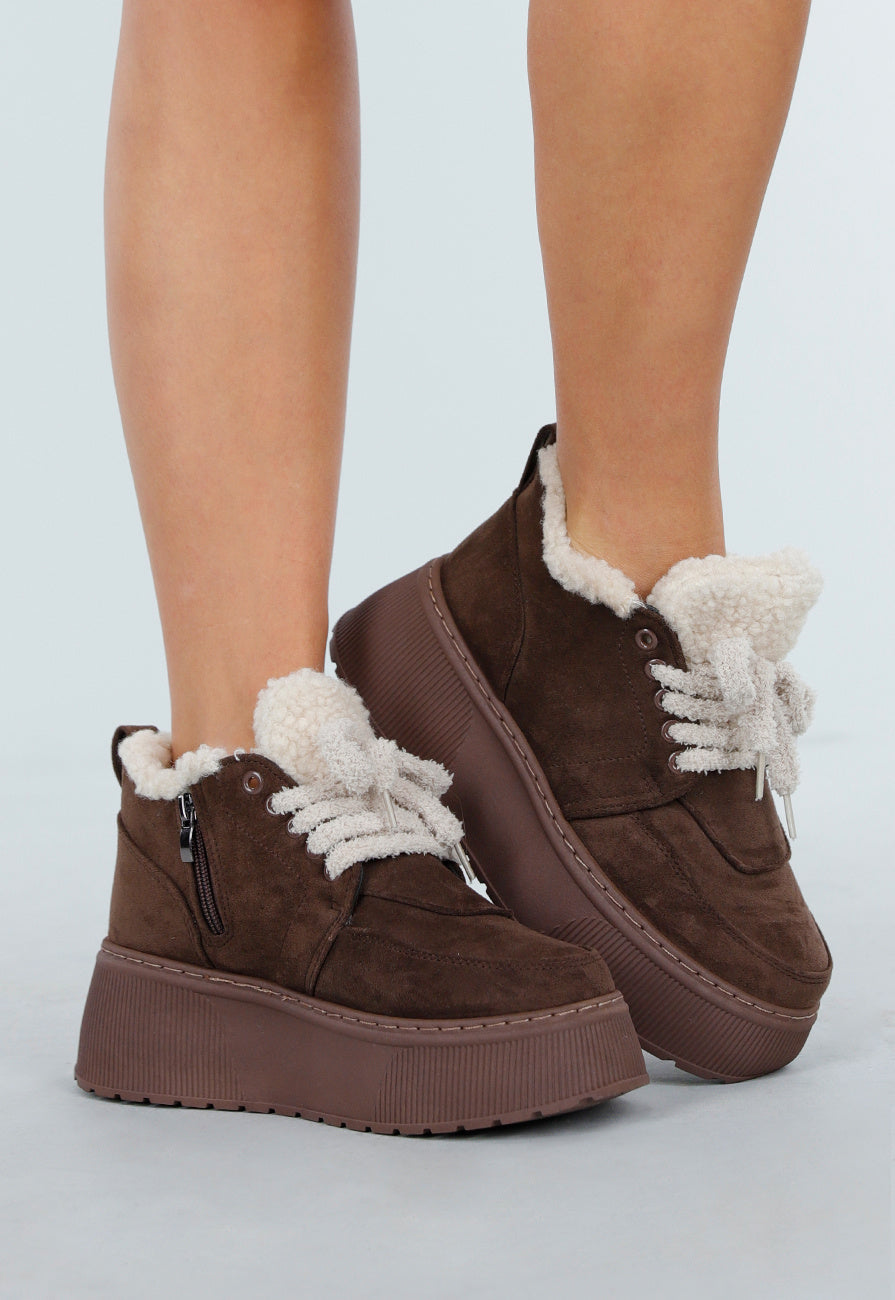 Donkerbruine Suède Sneakers met Plateauzool En Warme Voering