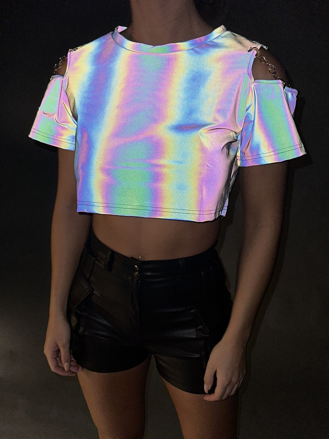 Reflecterende Crop Top met Korte Mouwen en Kettingdetail