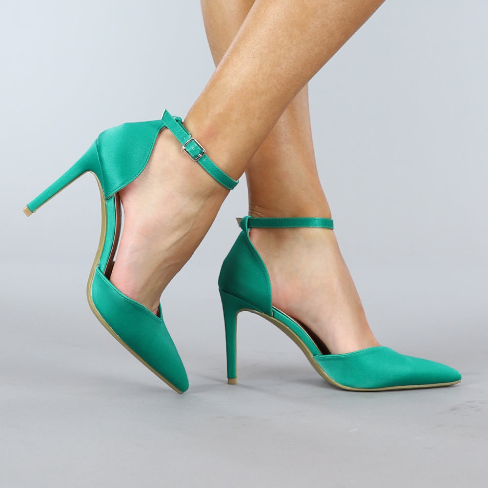 Groene Satinlook Pumps met Gespsluiting