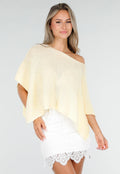 Butter Yellow Gebreide Poncho Trui met Wijde Pasvorm