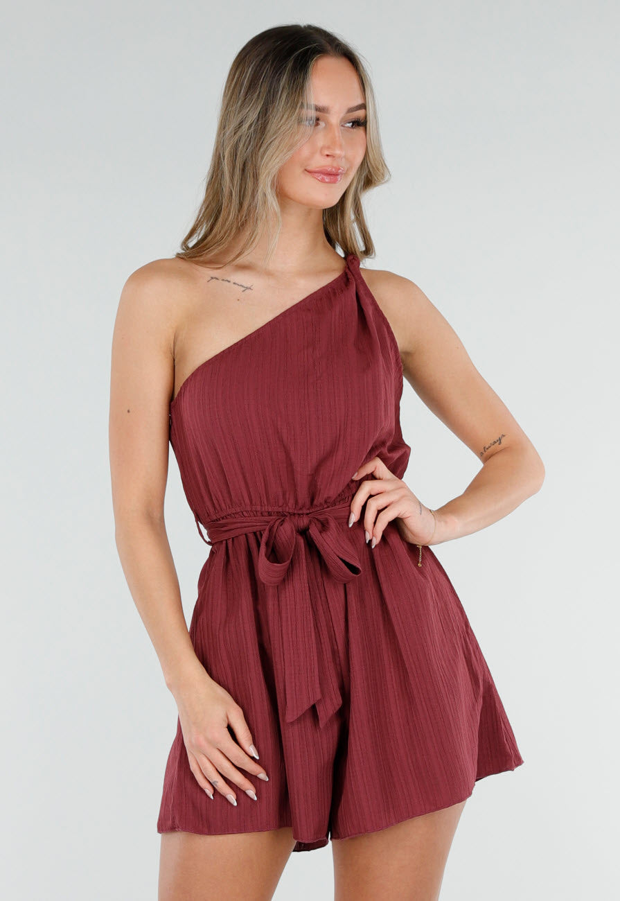 Bordeaux Playsuit met One Shoulder en Strik Tailleband