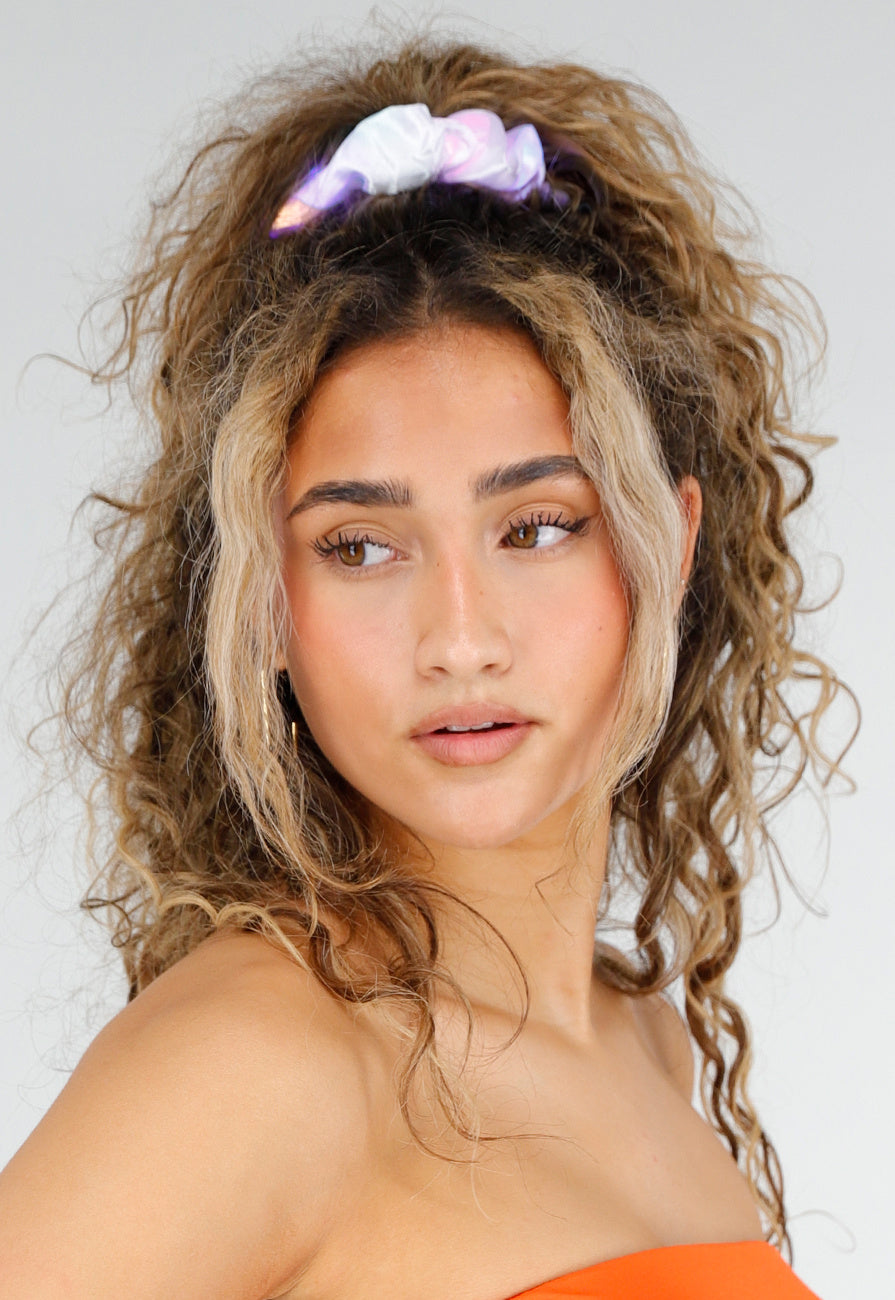 Witte Scrunchie met Gekleurde LED Lichtjes