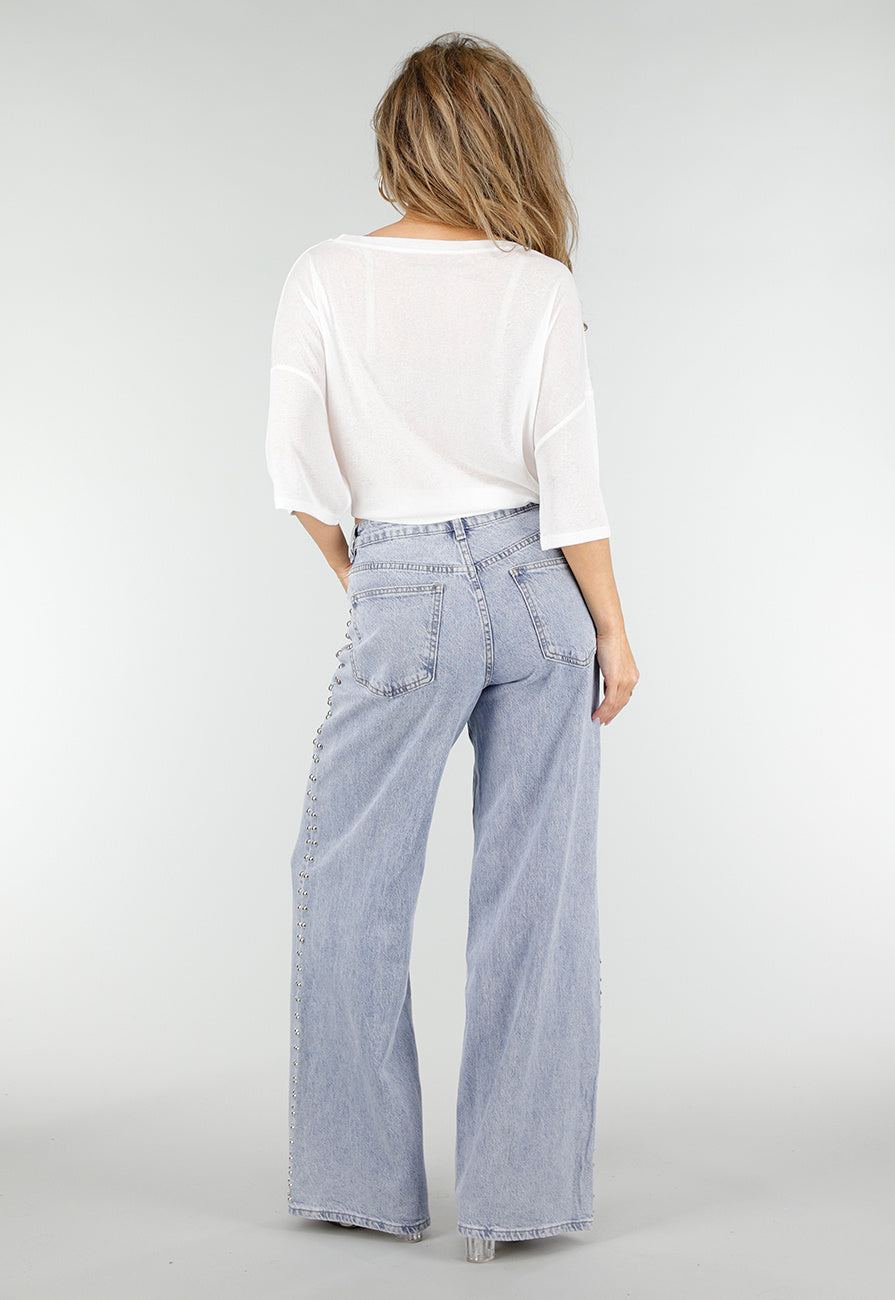 Witte Top met Knoopdetail en Korte Mouwen