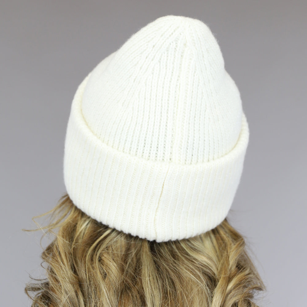 Witte Beanie met Rood Hartje