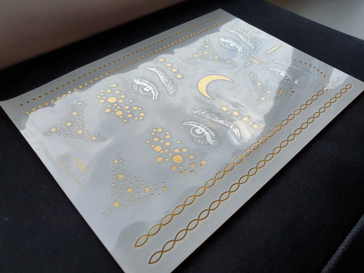 Gouden Sproeten en Details Tattoo Gezicht