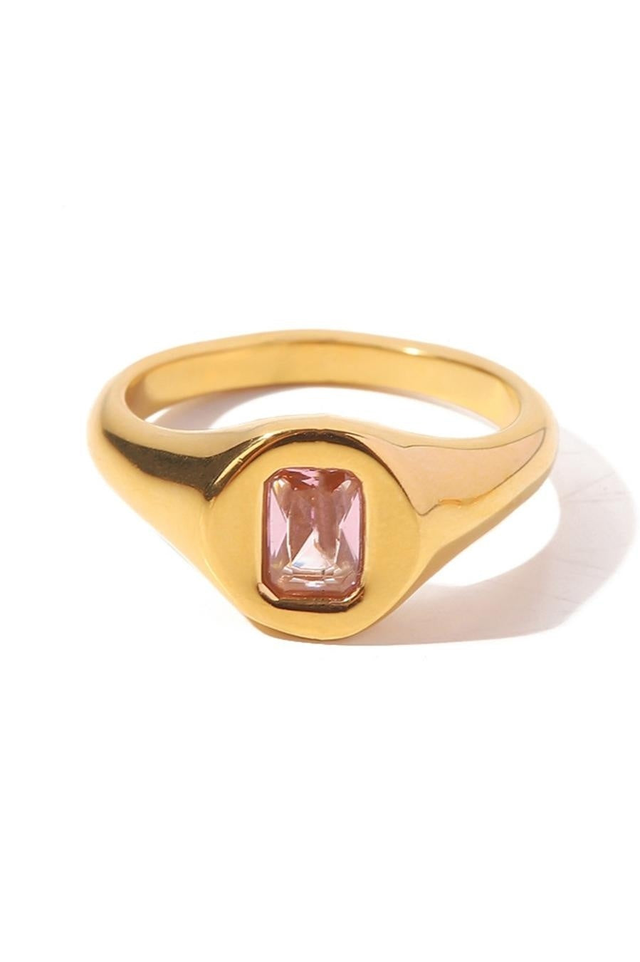 Gouden Stainless Ring met Roze Edelsteen
