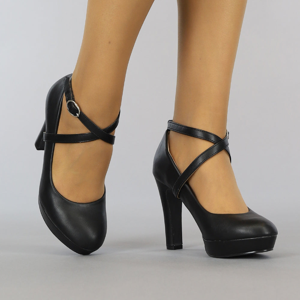 Zwarte Lederlook Pumps met Enkelbandje