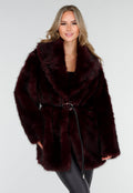 Bordeauxrode Faux Fur Jas met Ceintuur en Brede Kraag