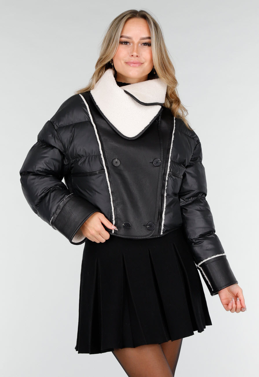 Zwarte Pufferjas met Witte Sherpa Fleece Kraag