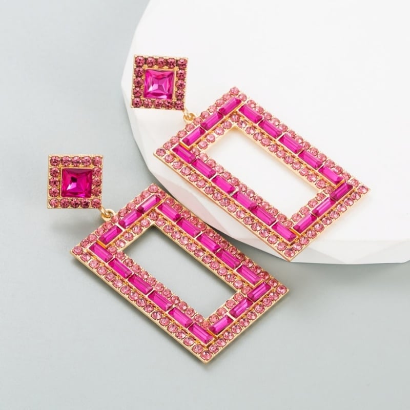 Roze Grove Rechthoekige Oorbellen met Diamantjes