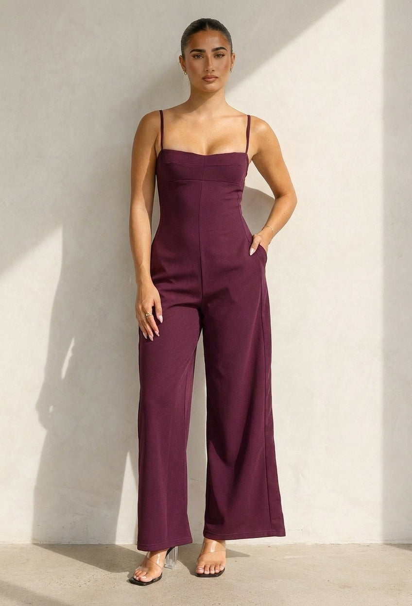 Bordeaux Jumpsuit met Smalle Bandjes en Wijde Pijpen