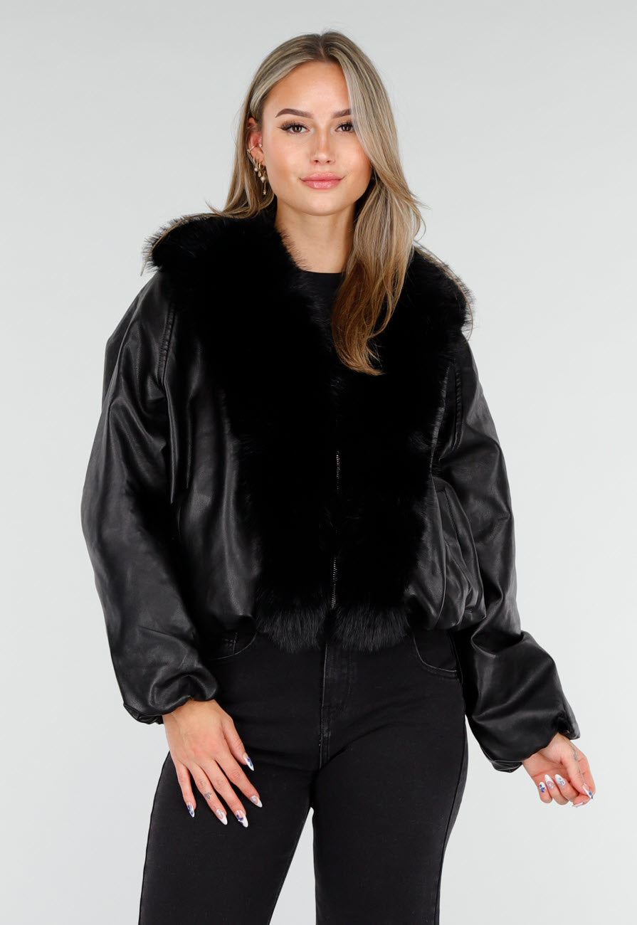 Zwarte Lederlook Jas met Imitatiebontkraag