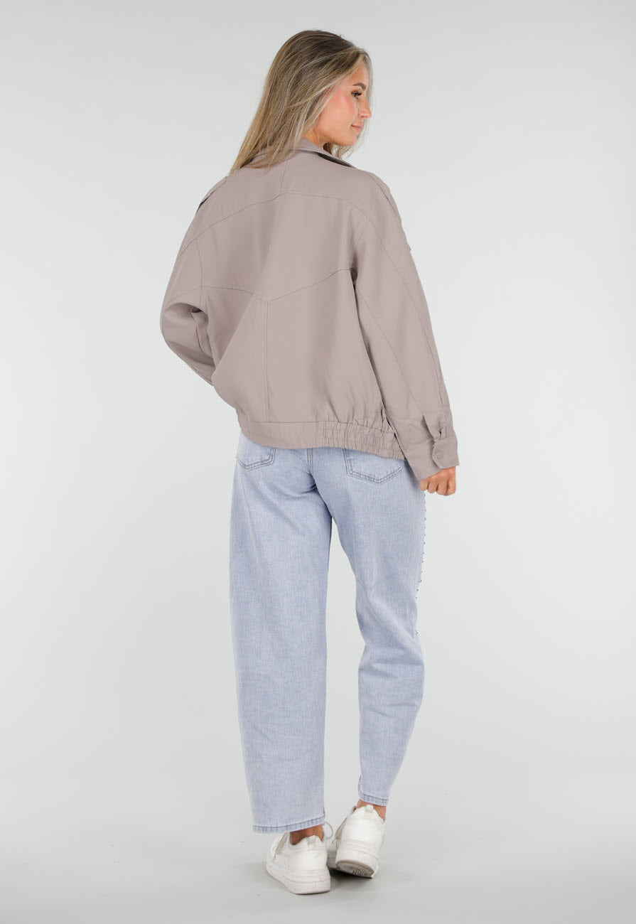 Taupe Bikerjack met Opstaande Kraag en Ritssluiting