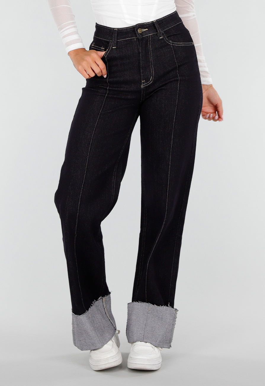 NEW020926 Donkerblauwe Denim Stretch Jeans met Straight Leg en Brede Omslag