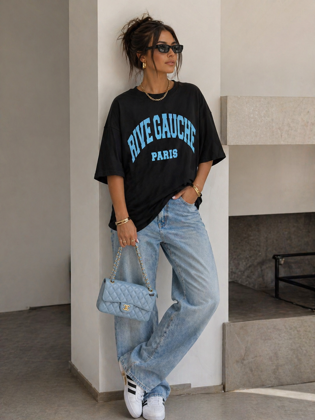 Zwart Oversized T-Shirt met Blauwe Rive Gauche Tekstprint