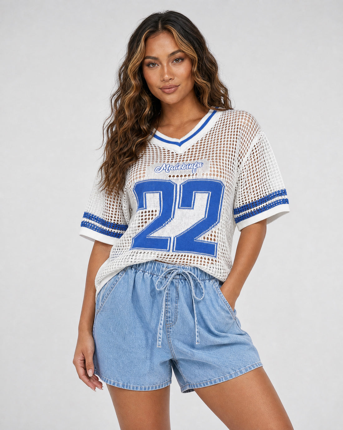 Witte Gebreide Football Top met Blauwe Strepen en Nummer Print