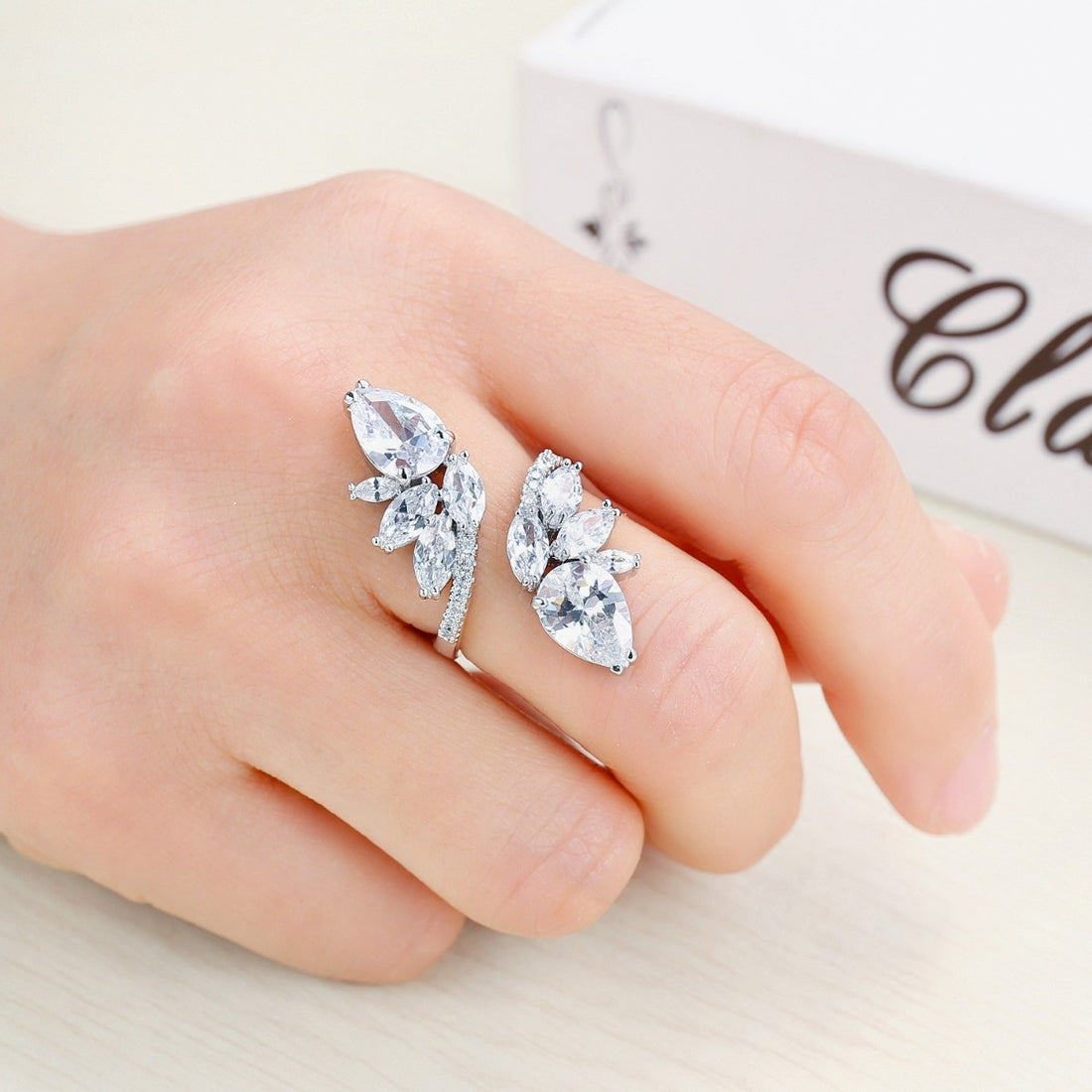 Zilveren Verstelbare Strass Ring met Druppels