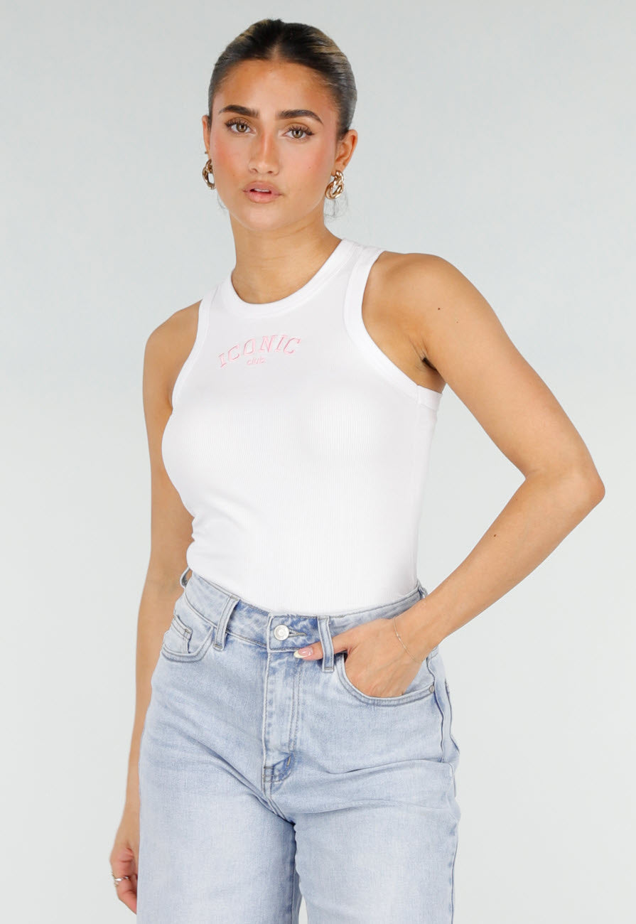 Witte Rib Tanktop met Roze Tekst en Ronde Hals