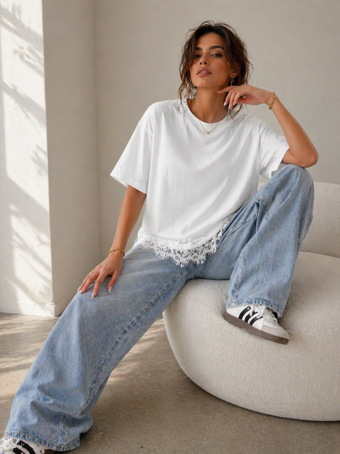 Wit Oversized T-Shirt met Kantzoom