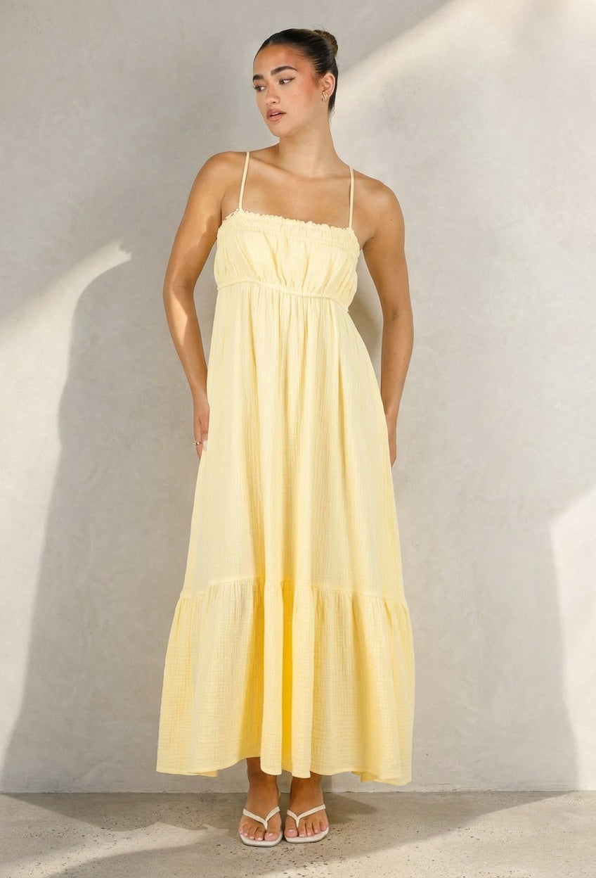 Gele Mousseline Maxi Jurk met Spaghettibandjes en Smokdetail