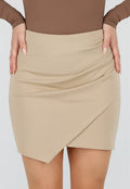 Beige Mini Rok met Overslag en Stretch en Aansluitende Pasvorm