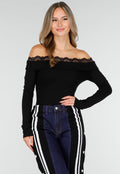 Zwarte Off-Shoulder Top met Kant en Lange Mouwen