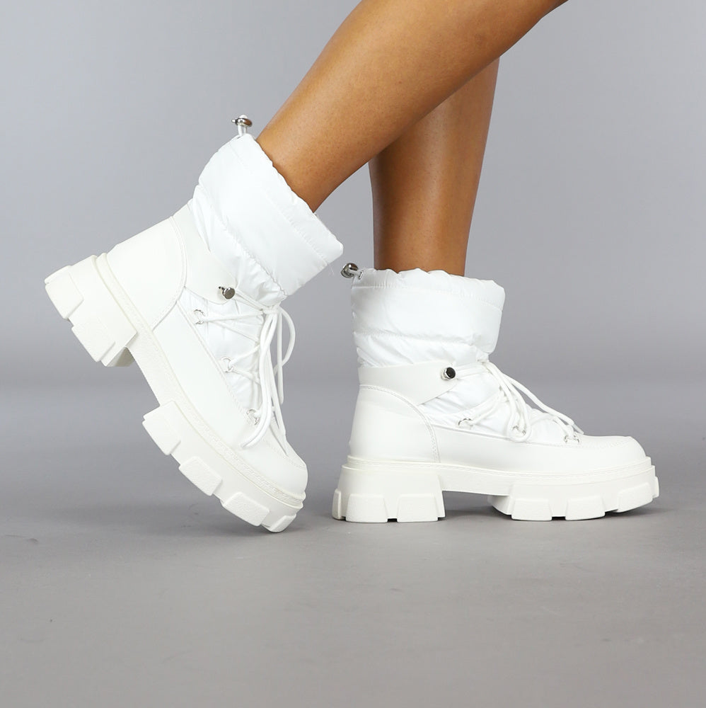Witte Gewatteerde Snowboots met Grove Zool