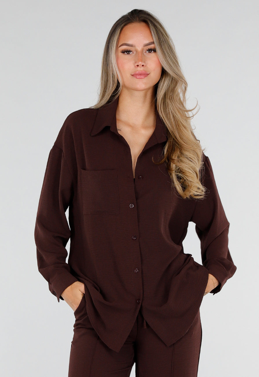 NEW220726 Bruine Oversized Blouse met Lange Mouwen en Knoopsluiting