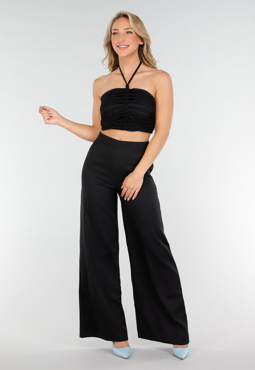 Zwarte Set met Halter Crop Top en Wijde High Waist Broek