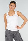 Witte Rib Tank Top met Glitters en Aansluitende Pasvorm