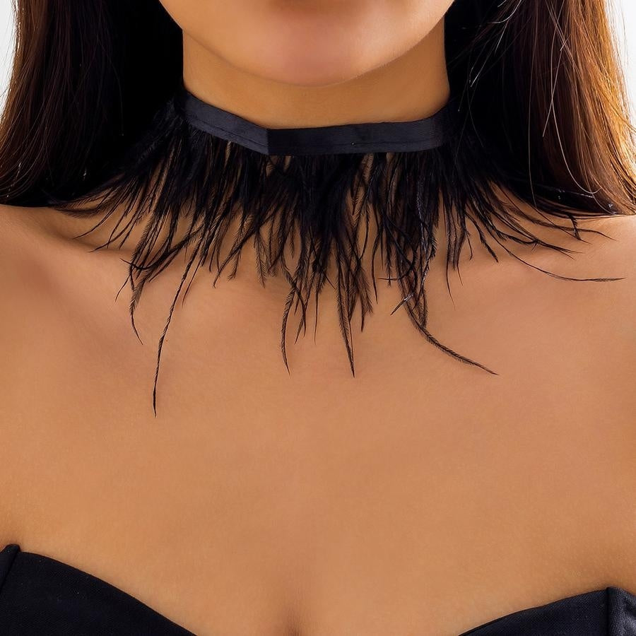 Zwarte Veren Choker