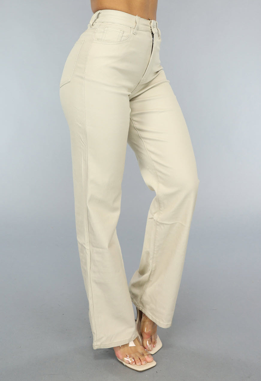 Redial Jeans Beige Lederlook Stretch Broek met Rechte Pijpen