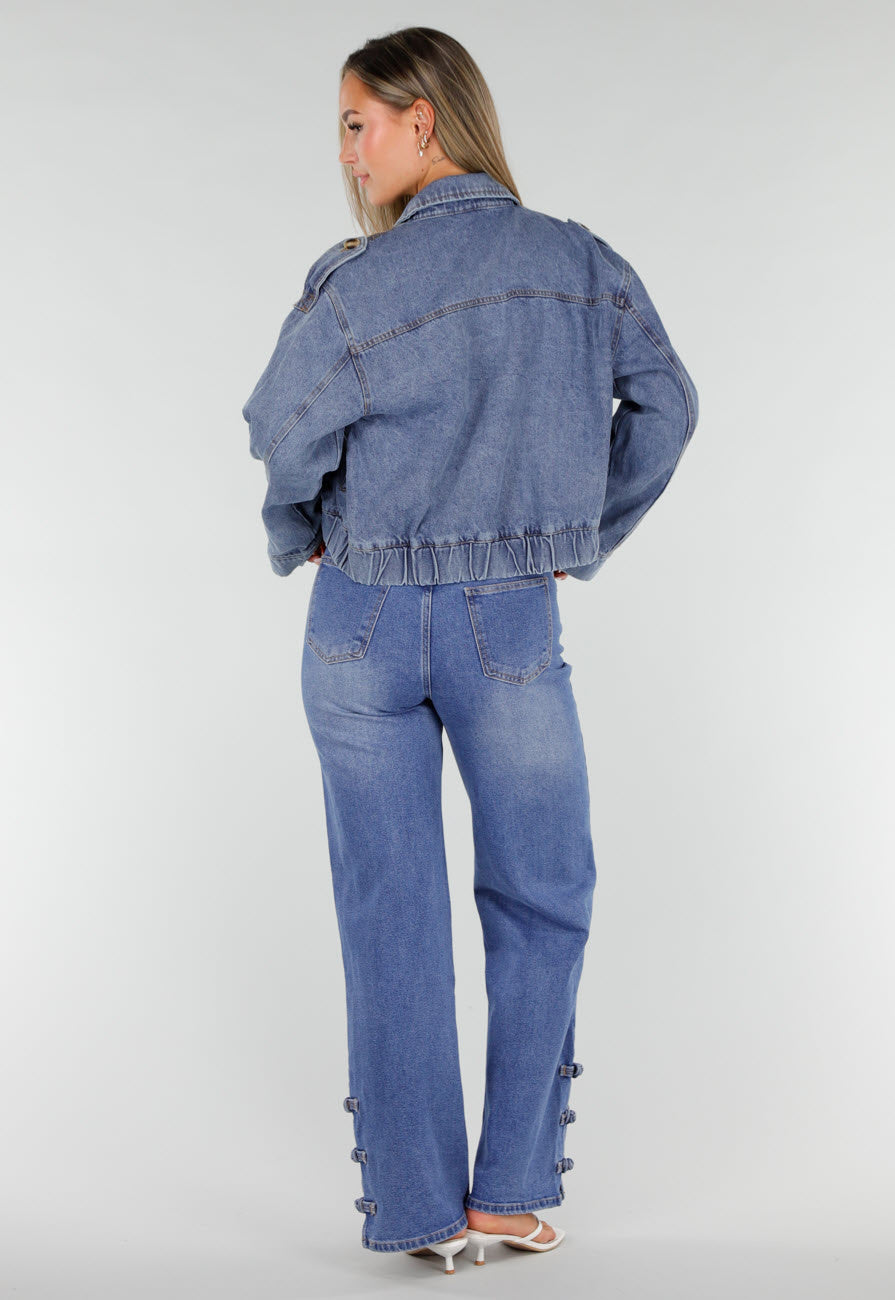 NEW020926 Blauw Kort Denim Jasje met Revers en Dubbele Knoopsluiting