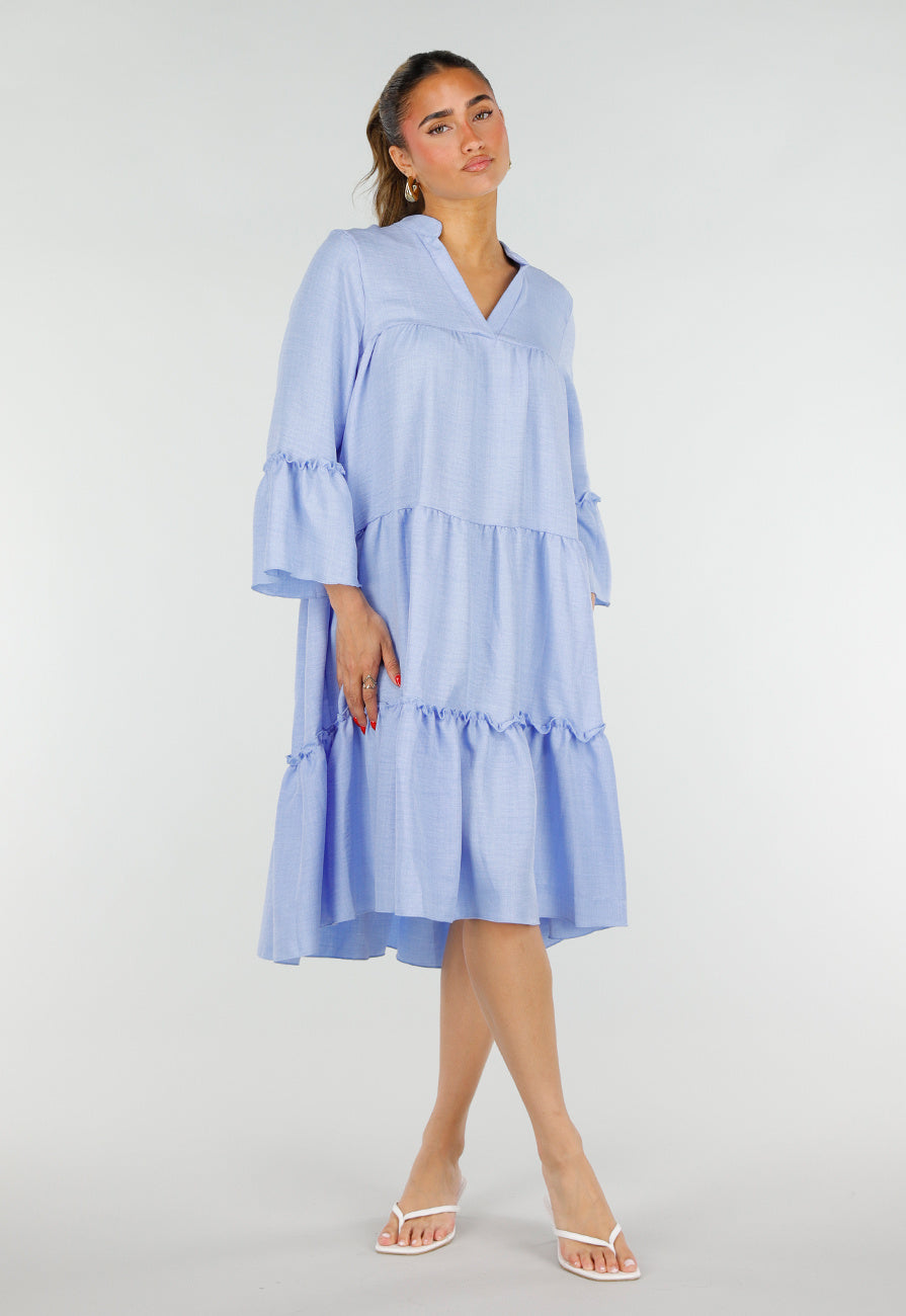 Lichtblauwe Midi Jurk met V-hals en Ruffle Details