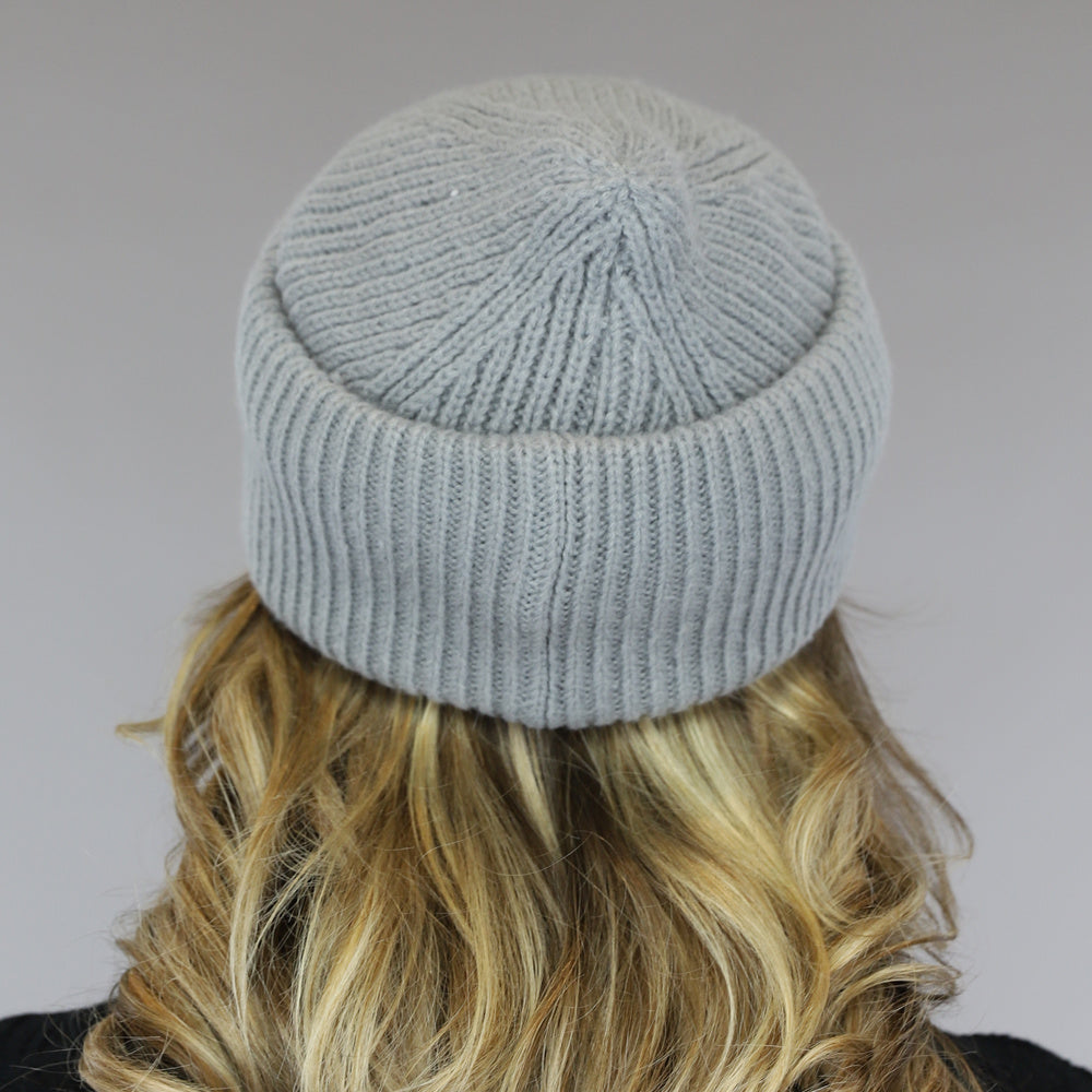 Grijze Beanie met Wit Hartje