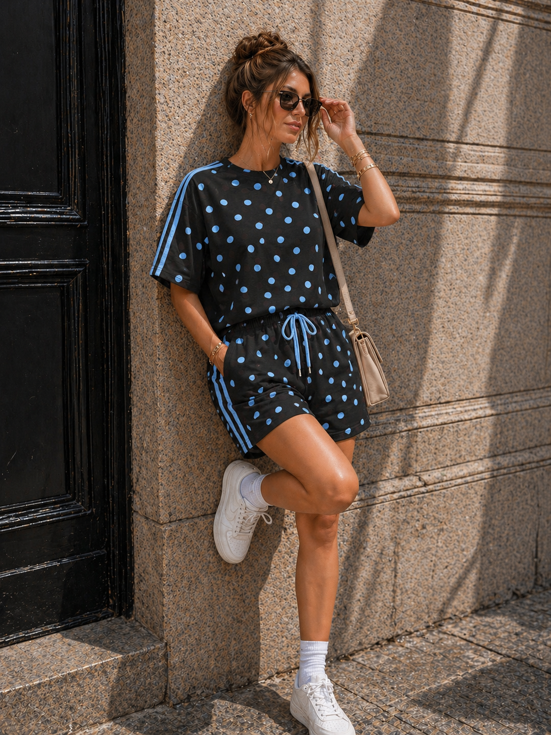 Zwarte Polkadot Two Piece Set met T-Shirt en Shorts