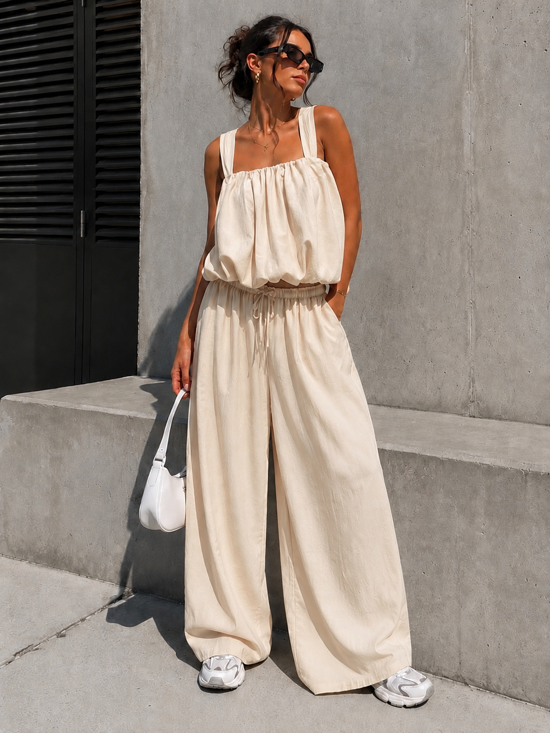NEW150726 Beige Stretch Two Piece Set met Mouwloze Top en Wide Leg Broek
